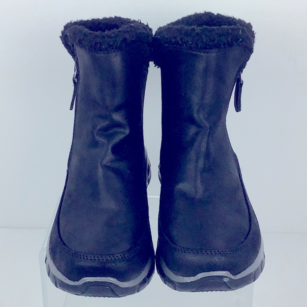 Skechers boots Zipper Sz 8